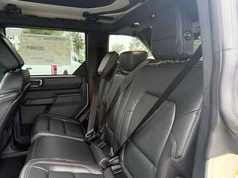 New 2025 Ford Bronco Badlands image 35