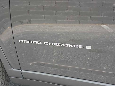 New 2026 Jeep Grand Cherokee Laredo X AWD/4WD image 16