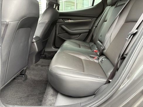 Used 2022 MAZDA MAZDA3 s image 13