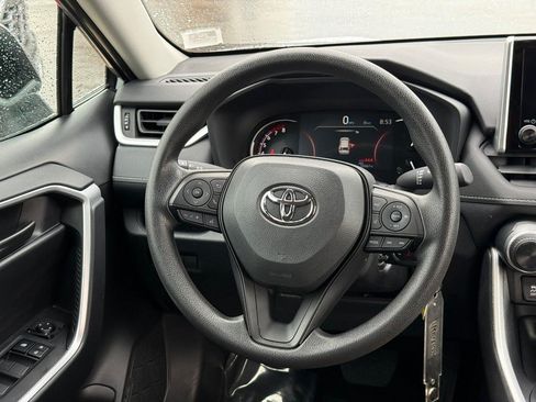 Certified 2025 Toyota RAV4 LE FWD image 14
