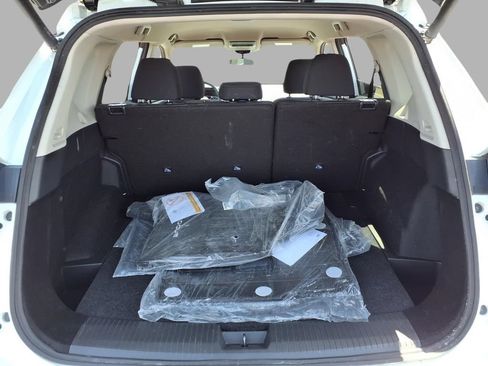 Used 2026 Nissan Rogue SV w/ Cold Weather Package FWD image 26