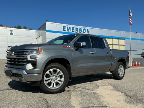 Used 2023 Chevrolet Silverado 1500 LTZ w/ LTZ Convenience Package II AWD/4WD image 2