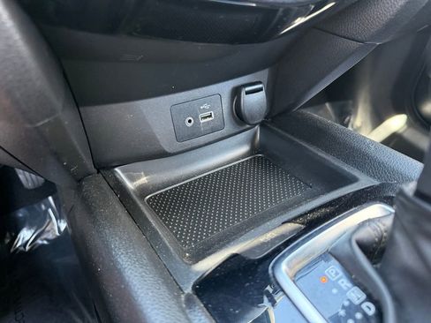 Used 2020 Nissan Rogue Sport SV FWD image 22