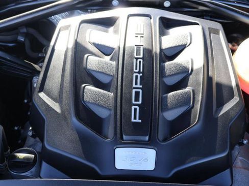Used 2017 Porsche Macan GTS image 13