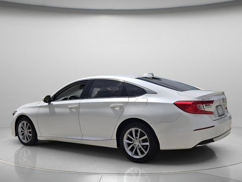 Used 2022 Honda Accord LX image 8