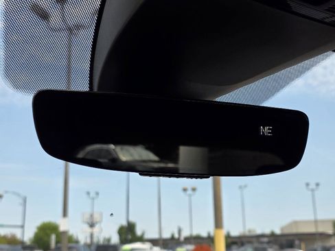 Used 2020 Volkswagen Atlas Cross Sport SEL image 22