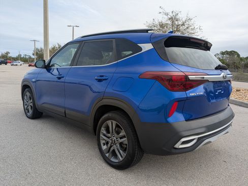 Used 2021 Kia Seltos S image 6