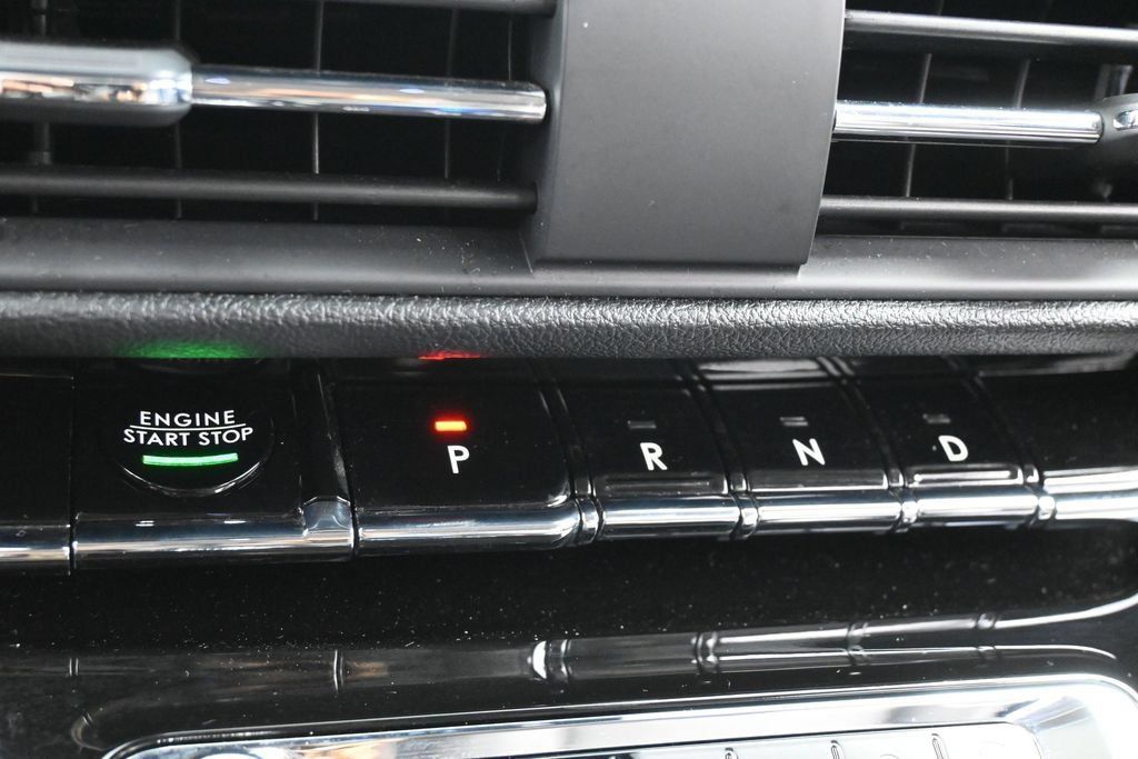 Used 2024 Lincoln Corsair Grand Touring AWD/4WD image 21