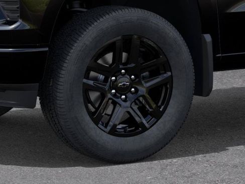 New 2026 Chevrolet Silverado 1500 Custom w/ LPO, Dark Essentials Package RWD image 9