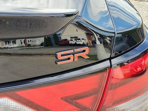 Used 2025 Nissan Sentra SR w/ SR Premium Package FWD image 22