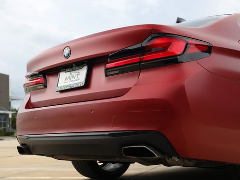 Used 2021 BMW 540i w/ Premium Package RWD image 56