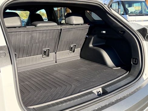 New 2026 Chevrolet Blazer EV LT image 9