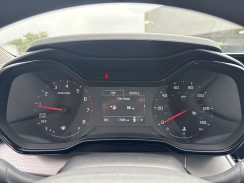 Used 2025 Chevrolet Trax LS w/ LS Convenience Package FWD image 21