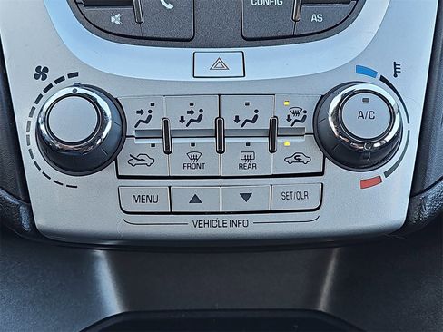 Used 2017 Chevrolet Equinox LS image 21