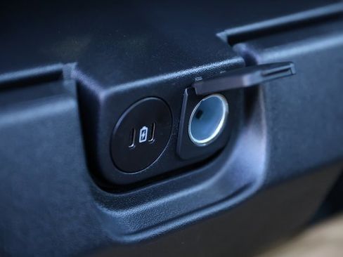 Used 2024 Ford F550 4x4 SuperCab Super Duty w/ Snow Plow Prep Package image 15