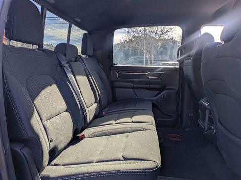 Used 2019 RAM 1500 Big Horn image 29