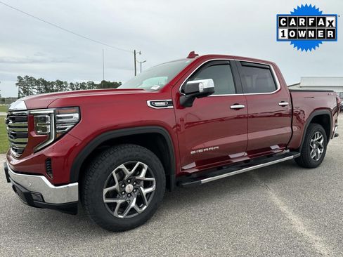 Used 2023 GMC Sierra 1500 SLT w/ SLT Premium Plus Package AWD/4WD image 8
