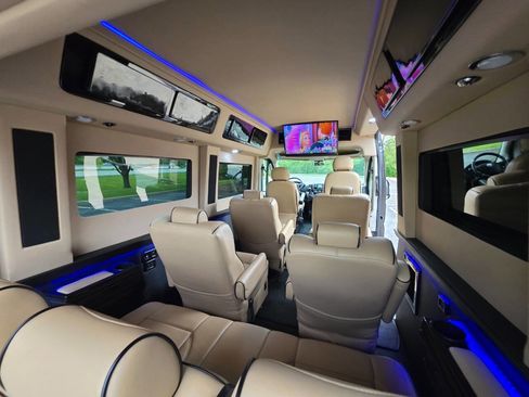 Used 2016 RAM ProMaster 2500 w/ Mopar Trailer Tow Group FWD image 4