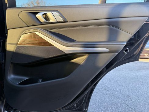 Used 2023 BMW X5 xDrive40i image 35