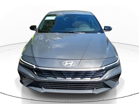 New 2025 Hyundai Elantra Sport w/ Cargo Package image 2