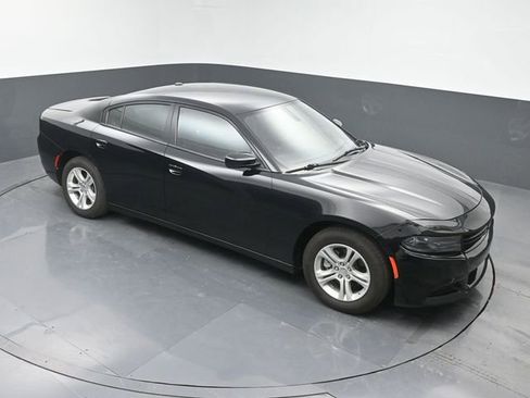 Used 2022 Dodge Charger SXT RWD image 37
