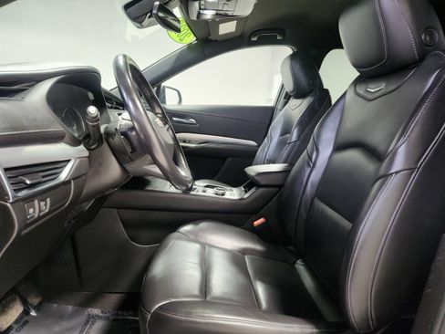 Used 2023 Cadillac XT4 Premium Luxury image 11