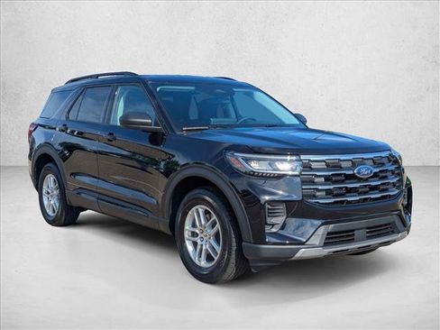 New 2026 Ford Explorer Active AWD/4WD image 7