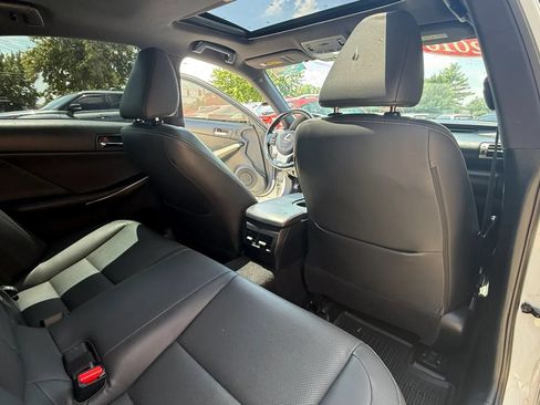 Used 2016 Lexus IS 300 AWD w/ F Sport Package image 12