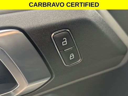 Used 2023 Ford Bronco Badlands AWD/4WD image 11
