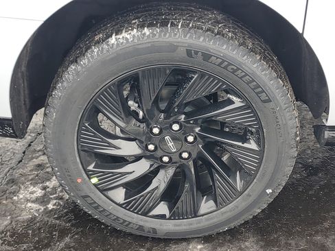 New 2026 Lincoln Navigator L Reserve w/ Jet Appearance Package image 5