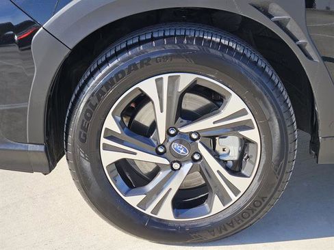 Certified 2025 Subaru Crosstrek 2.0i Premium image 7