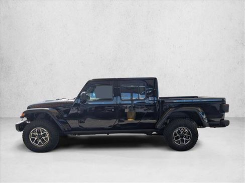 New 2025 Jeep Gladiator Rubicon image 5
