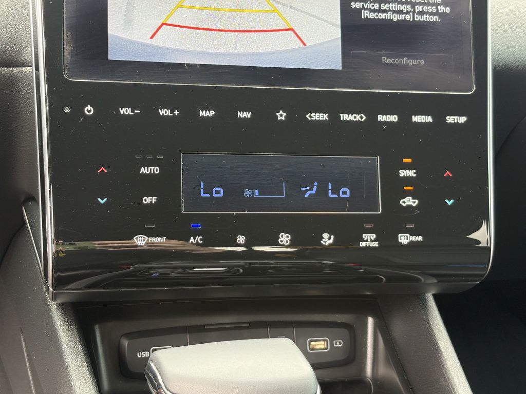 Certified 2024 Hyundai Santa Cruz XRT AWD/4WD image 28