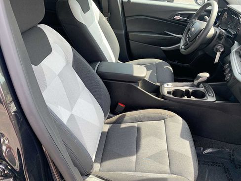 Certified 2024 Chevrolet Trax LS w/ LS Convenience Package FWD image 24