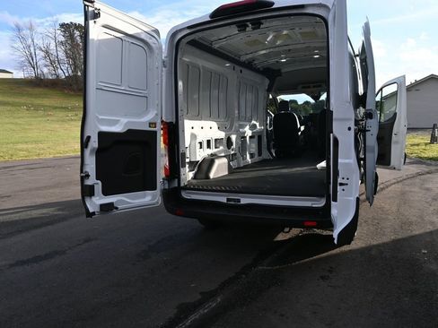 New 2026 Ford Transit 250 148 Medium Roof image 75