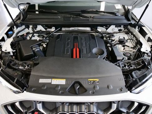 New 2025 Audi SQ5 Premium Plus image 9