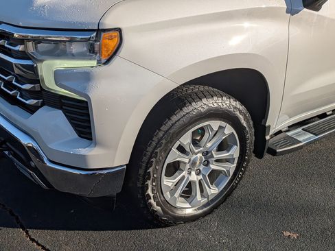 Certified 2022 Chevrolet Silverado 1500 LTZ image 11