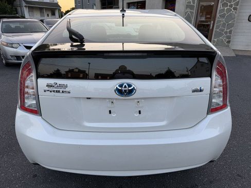 Used 2015 Toyota Prius Three FWD image 24