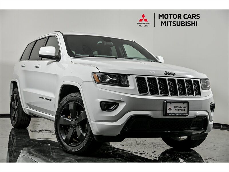 Used 2015 Jeep Grand Cherokee Altitude AWD/4WD image 1