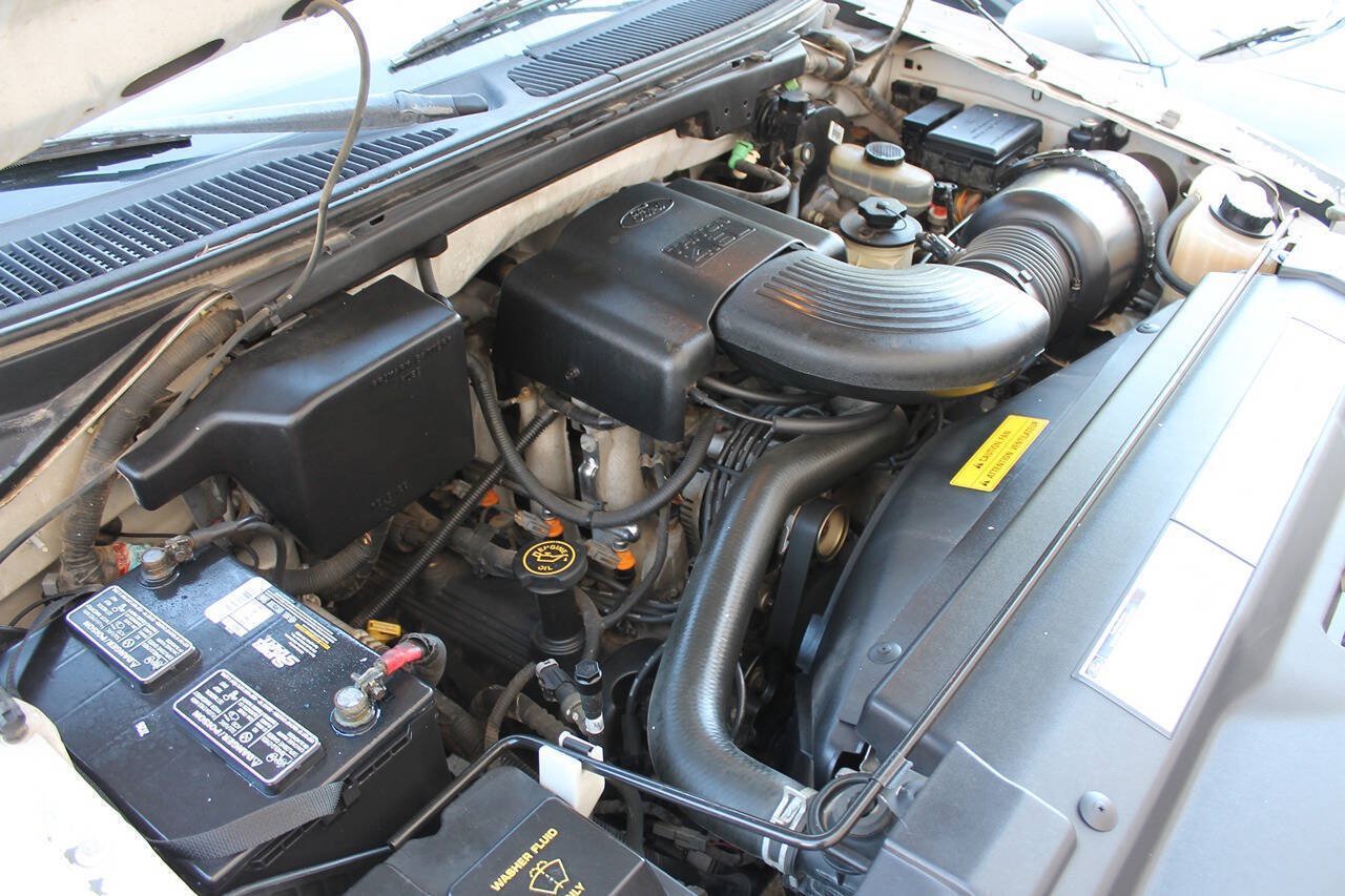 Used 1998 Ford F150 XLT RWD image 16