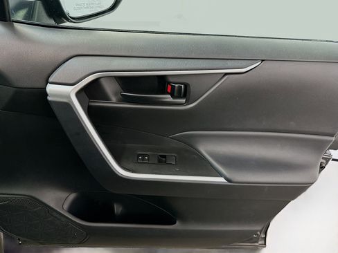 Used 2024 Toyota RAV4 LE image 33