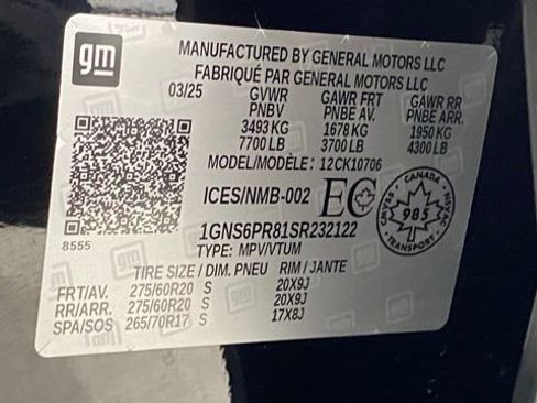 Used 2025 Chevrolet Tahoe Z71 w/ Comfort Package image 44