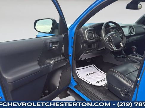 Used 2019 Toyota Tacoma TRD Pro AWD/4WD image 24