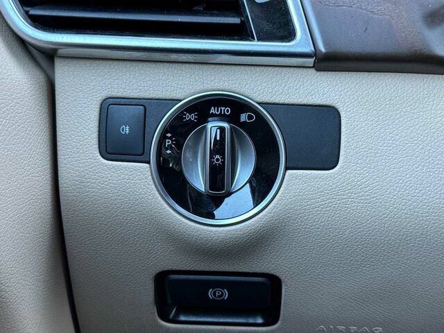 Used 2018 Mercedes-Benz GLE 350 4MATIC image 32