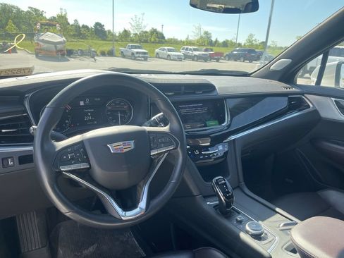 Certified 2023 Cadillac XT6 Premium Luxury w/ LPO, Floor Liner Package AWD/4WD image 19