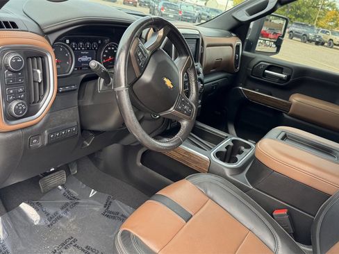 Used 2022 Chevrolet Silverado 2500 High Country w/ LPO, Hitch Package image 16