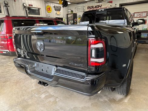 Used 2022 RAM 3500 Limited AWD/4WD image 6