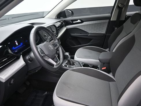 Used 2024 Volkswagen Taos S FWD image 11