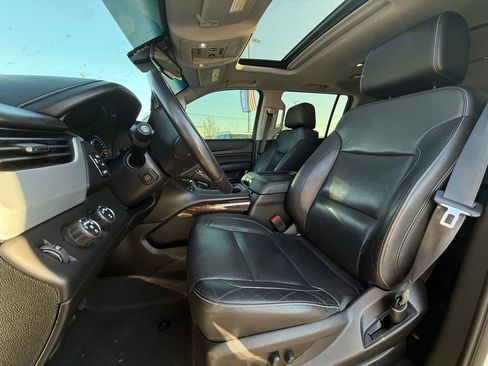 Used 2020 GMC Yukon XL SLT image 22