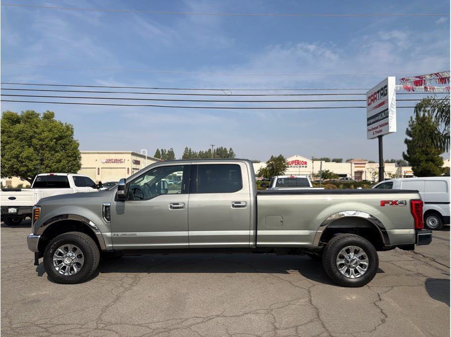 Used 2019 Ford F350 XLT w/ XLT Premium Package AWD/4WD image 17